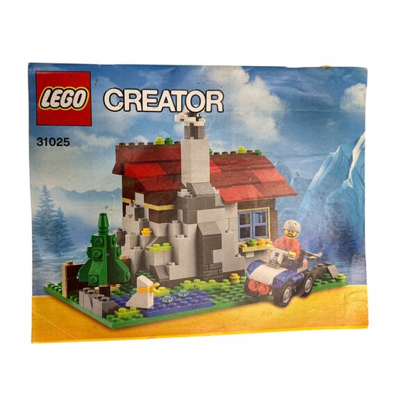 Retired Lego Creator Book 31025 "Mountain Hut" (Book Only) - Picture 1 of 3